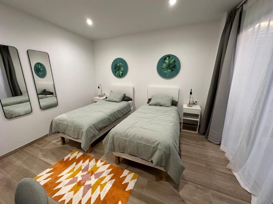 Precioso Apartamento Con Patio. Pyp バレンシア エクステリア 写真