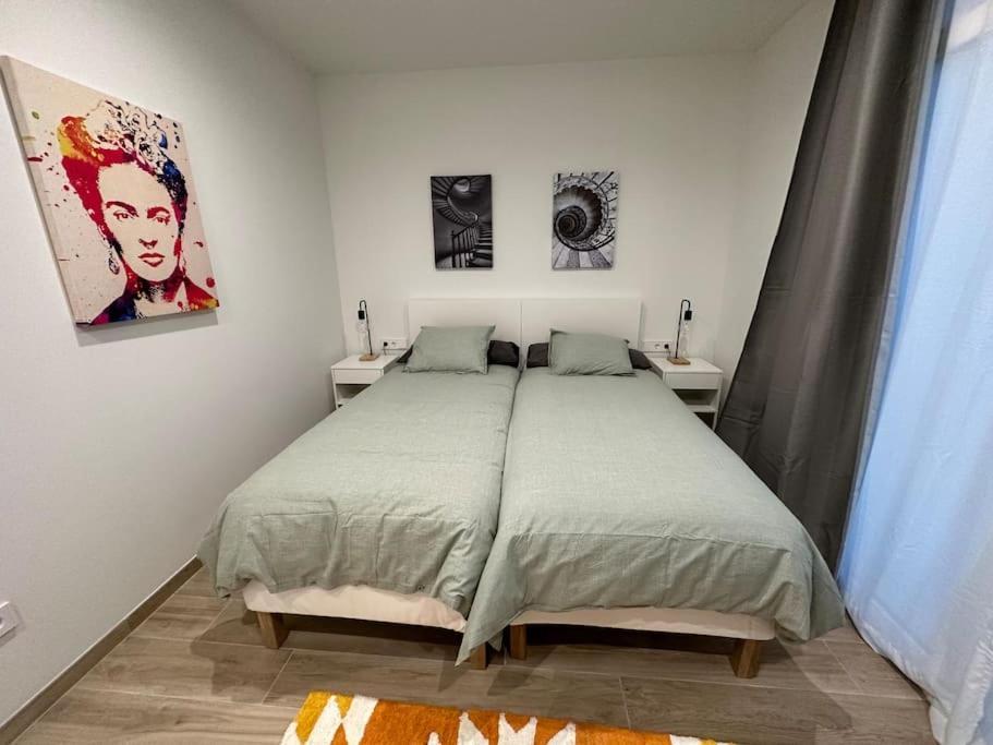 Precioso Apartamento Con Patio. Pyp バレンシア エクステリア 写真